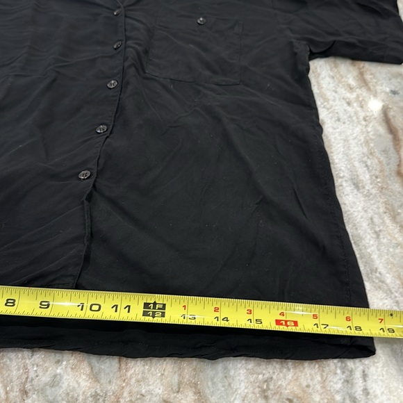 100% Rayon 90's Button Up - Picture 6 of 6